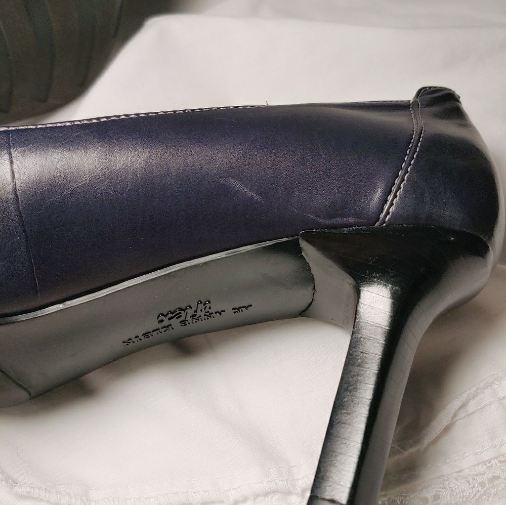 Offer$16🌷Anne Klein Black Leather Pumps Heels - Picture 7 of 8